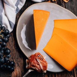 Brânză maturată Cheddar - Karpaten Milk 250 g
